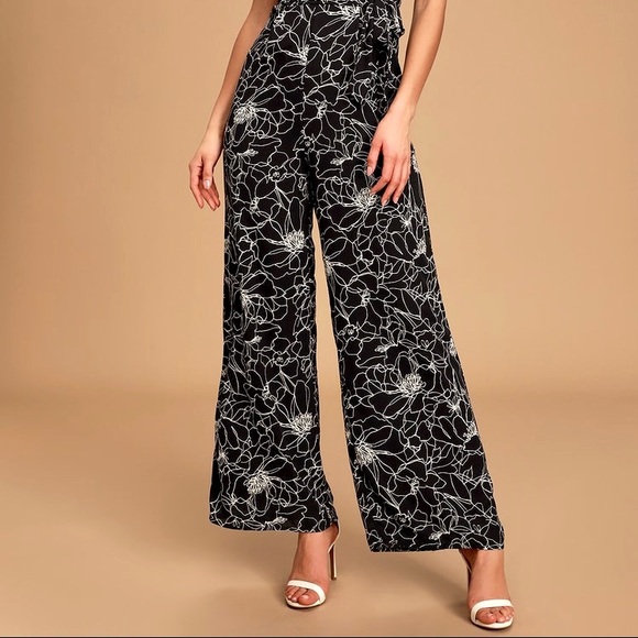 Lulu’s “Blooming Love” Floral Strapless Jumpsuit - Picture 9 of 11